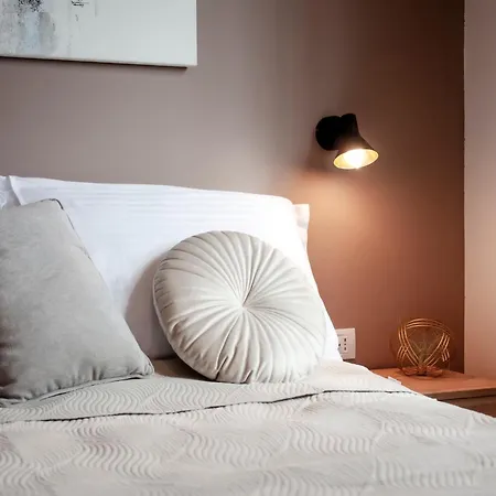 Lorena Apartman *
