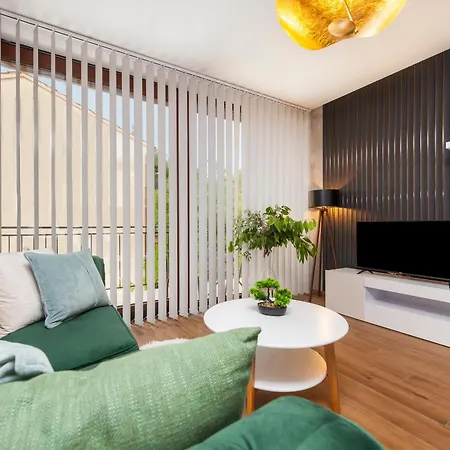 Lorena Apartman